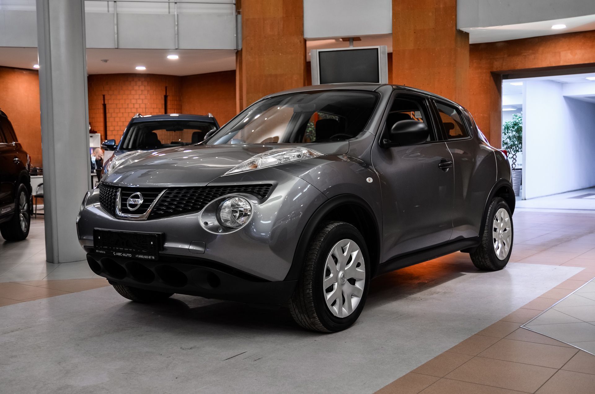 Nissan Juke шоколадный