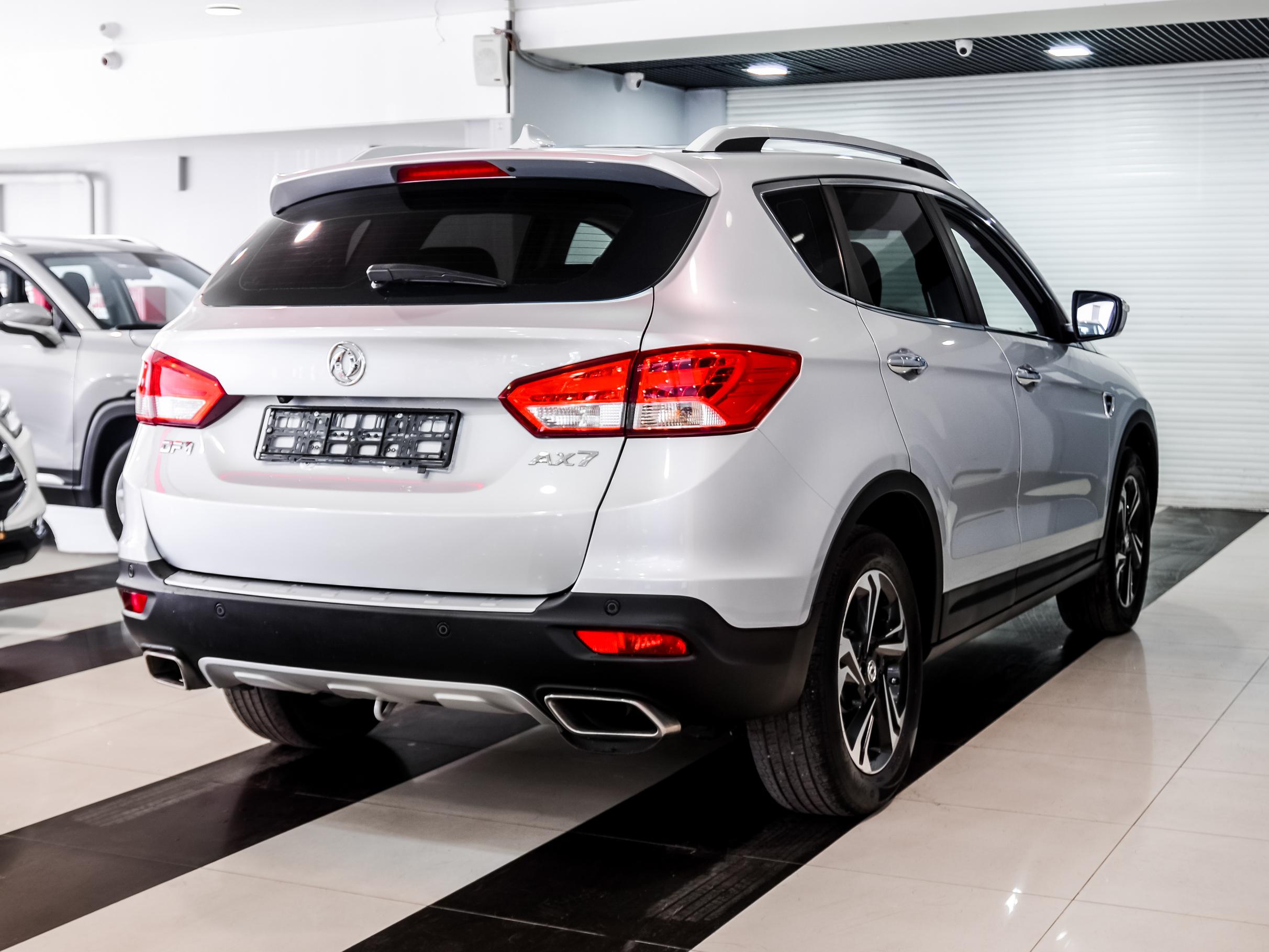 Dongfeng ax7 коричневый