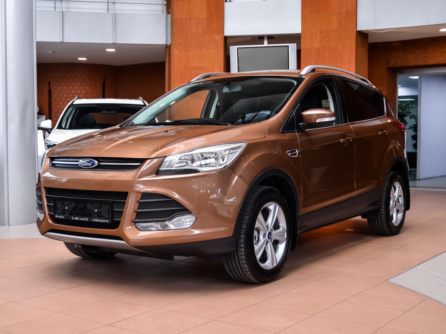 Купить БУ Ford Kuga 2013 года выпуска с пробегом 100 981 км в Москве,  продажа б/у Форд Kuga (Коричневый) — Автосалон Trade Profi