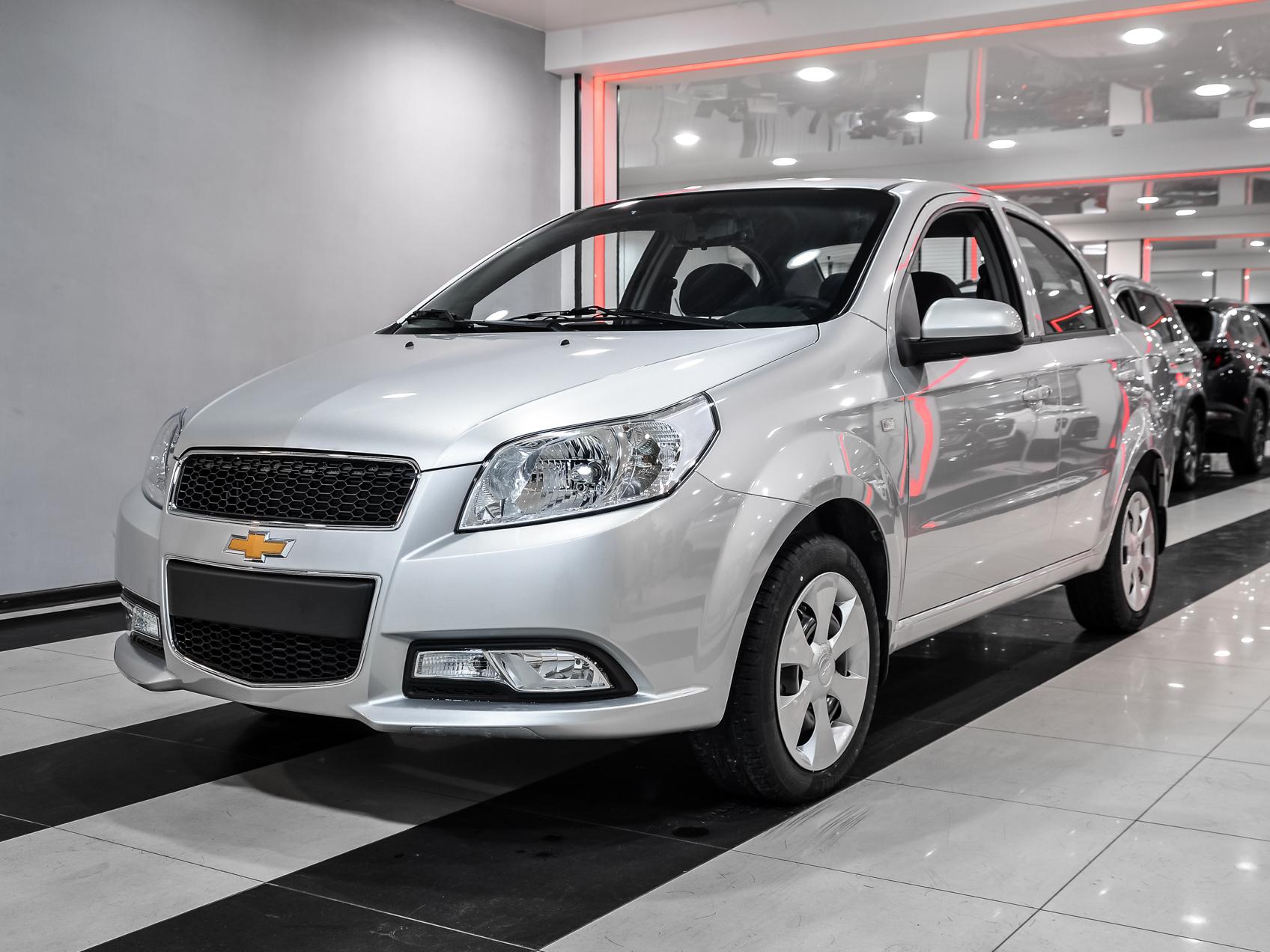 Купить Chevrolet Nexia 2024, новый серый Шевроле Nexia по цене 1 103 000  рублей у официального дилера в Москве