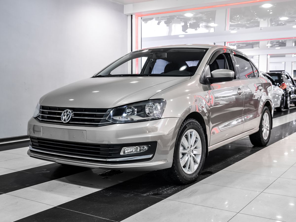 Купить БУ Volkswagen Polo 2017 года выпуска с пробегом 70 377 км в Москве,  продажа б/у Фольксваген Polo (бежевый) — Автосалон Trade Profi