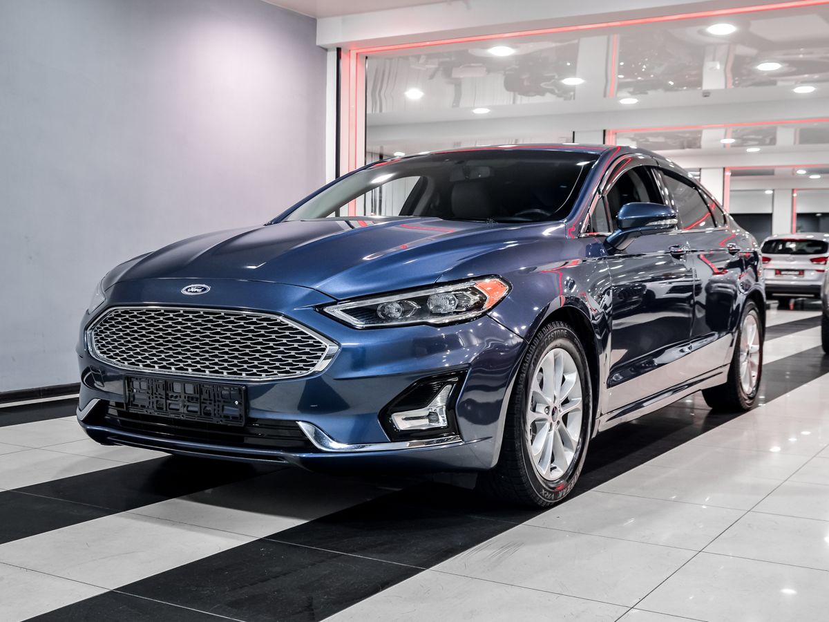 Купить БУ Ford Fusion (North America) 2018 года выпуска с пробегом 112 978  км в Москве, продажа б/у Форд Fusion (North America) (синий) — Автосалон  Trade Profi