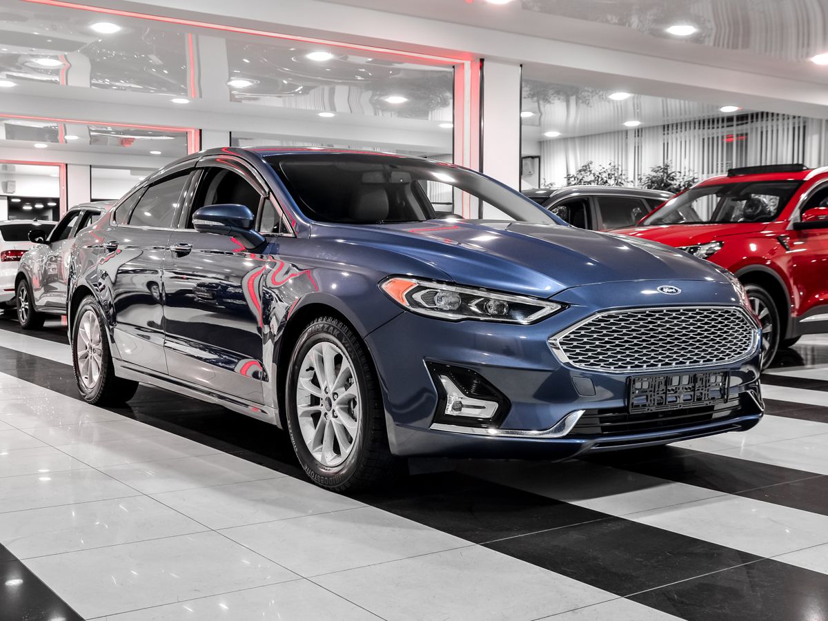 Купить БУ Ford Fusion (North America) 2018 года выпуска с пробегом 112 978  км в Москве, продажа б/у Форд Fusion (North America) (синий) — Автосалон  Trade Profi