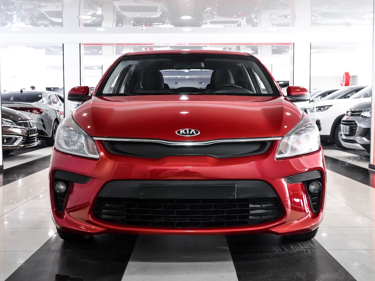 Купить БУ Kia Rio 2019 года выпуска с пробегом 104 379 км в Москве, продажа  б/у Кия Rio (красный) — Автосалон Trade Profi