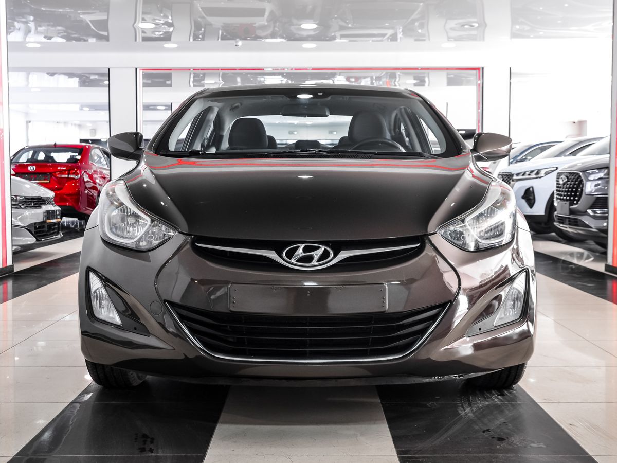 Элантра 2024 отзывы. Hyundai i40 2014. Хендай i40 серый. Хёндай i40 седан 2012. Хёндай ай 40 серый.