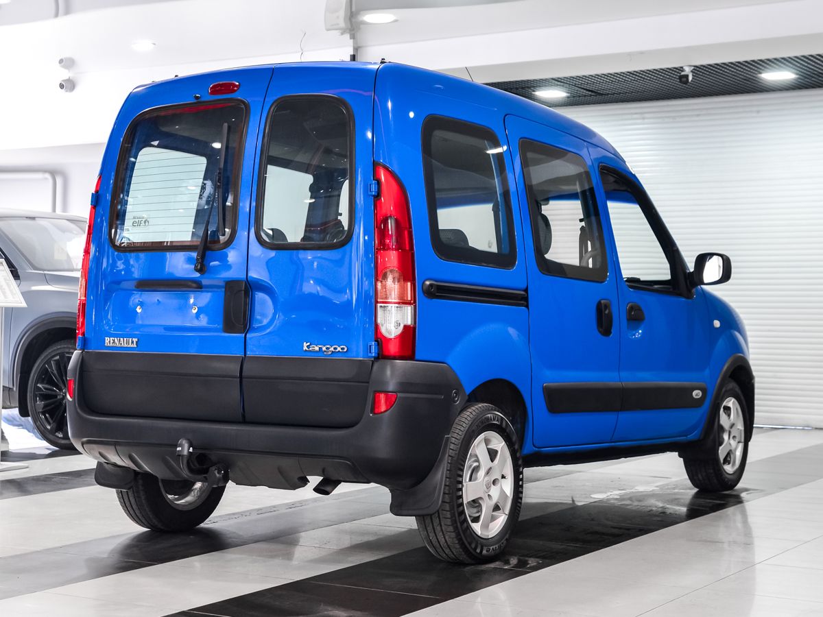 Купить БУ Renault Kangoo 2007 года выпуска с пробегом 141 962 км в Москве,  продажа б/у Рено Kangoo (синий) — Автосалон Trade Profi