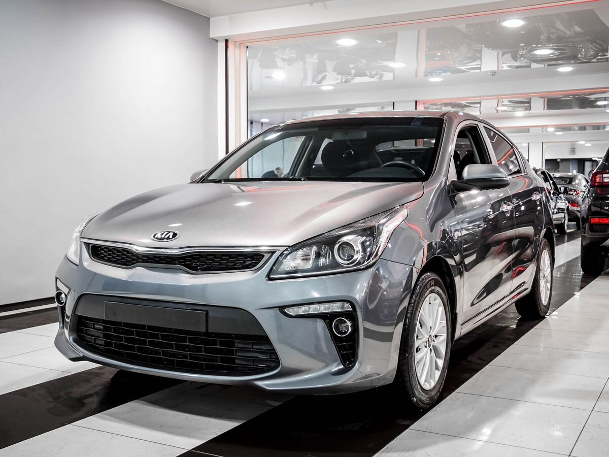 Купить БУ Kia Rio 2020 года выпуска с пробегом 37 683 км в Москве, продажа б/у  Кия Rio (серый) — Автосалон Trade Profi