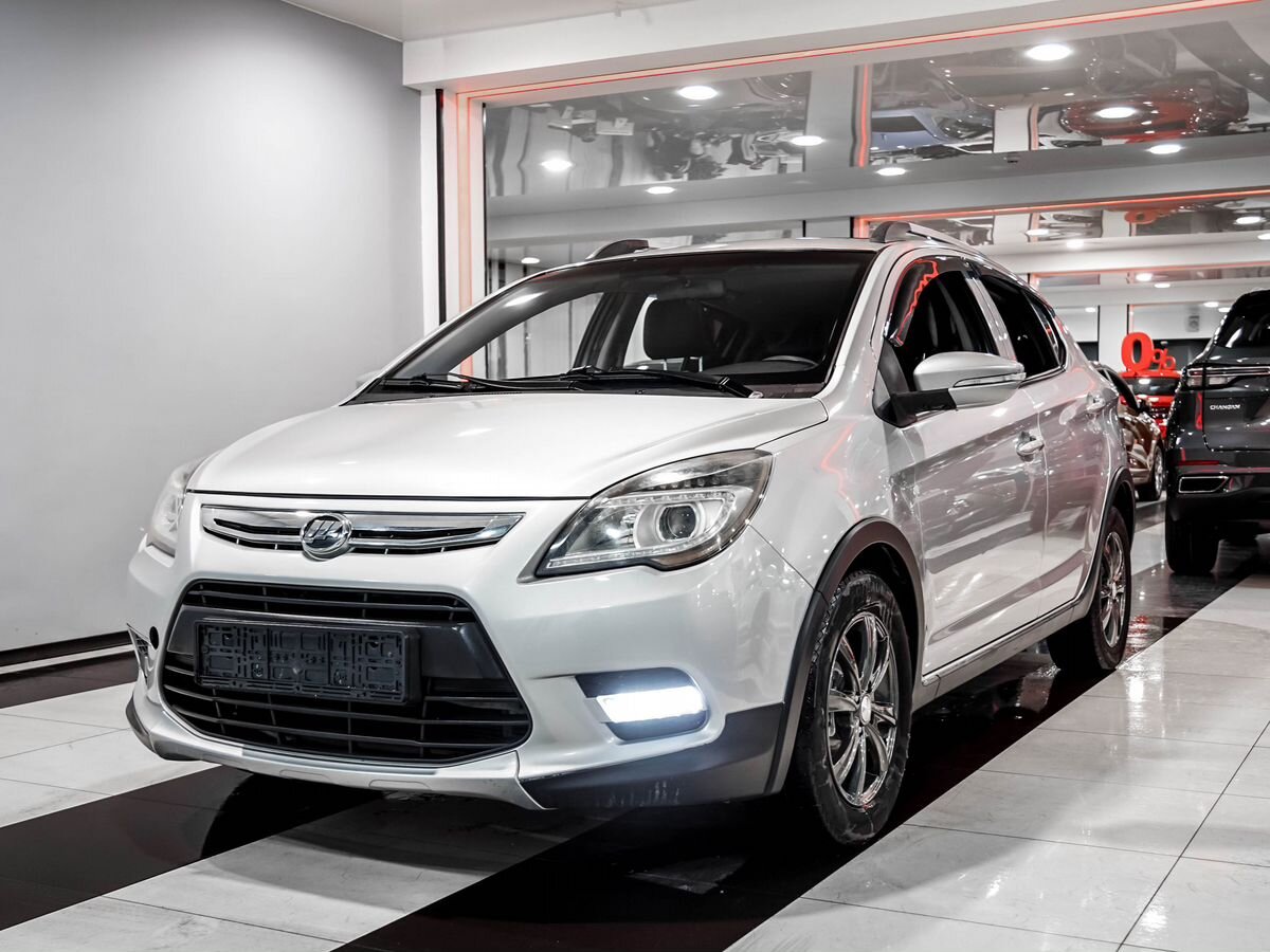 Купить БУ Lifan X50 2017 года выпуска с пробегом 46 398 км в Москве,  продажа б/у Лифан X50 (серебристый) — Автосалон Trade Profi