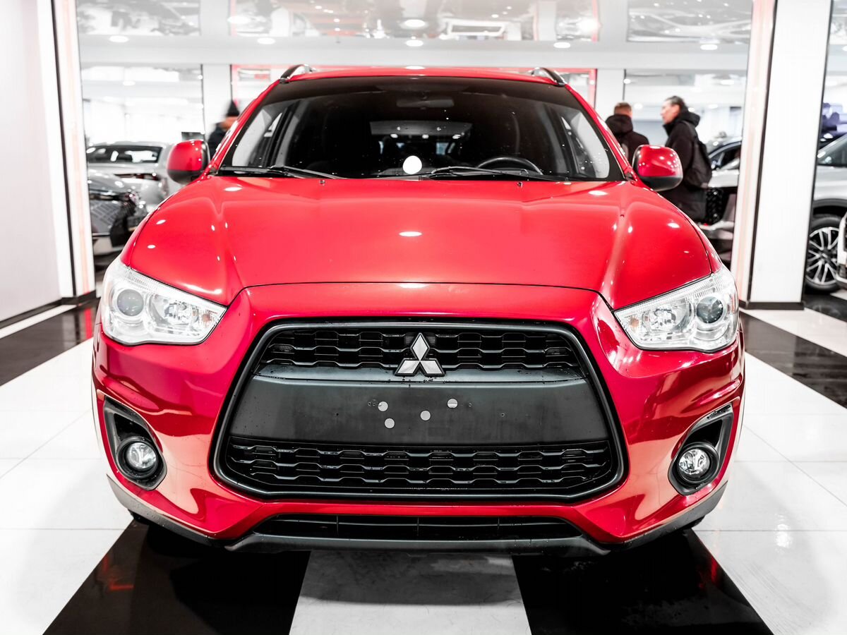 Купить БУ Mitsubishi ASX 2013 года выпуска с пробегом 150 317 км в Москве,  продажа б/у Митсубиси ASX (красный) — Автосалон Trade Profi